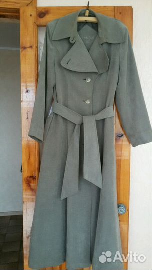 Плащ длиный 46 р