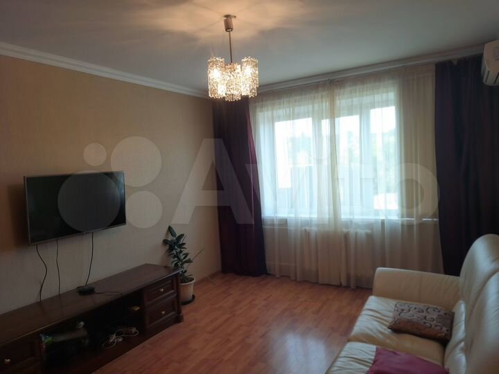 3-к. квартира, 69 м², 3/8 эт.