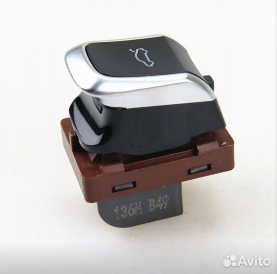 Кнопка открывания багажника Audi A4 (B8) 2007-2015