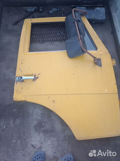 Пассажирская дверь камаз