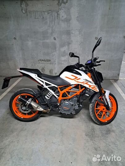 KTM duke 390