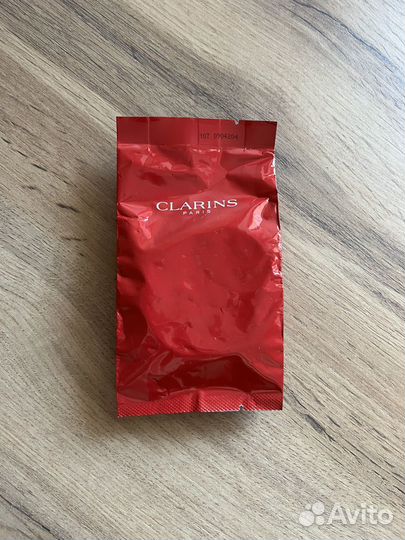 Кушон в формате для тестер станда clarins 107