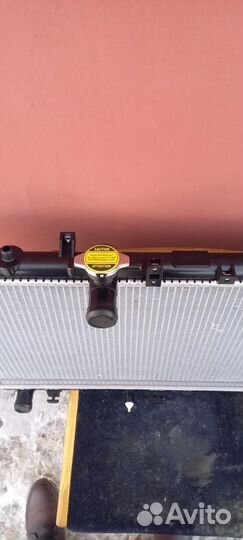 Радиатор охлаждения двигателя suzuki SZSx4
