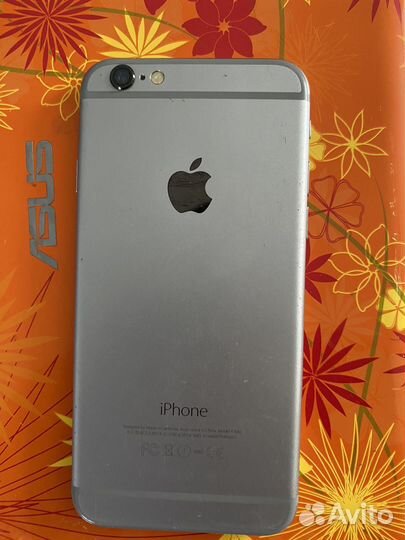 Телефон iPhone 6