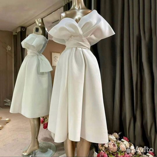 Платья костюмы женские