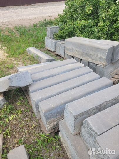 Бетонные бордюры 1000х300х150