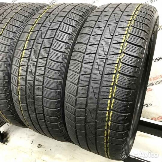 Hankook Winter I'Cept IZ W606 235/55 R17