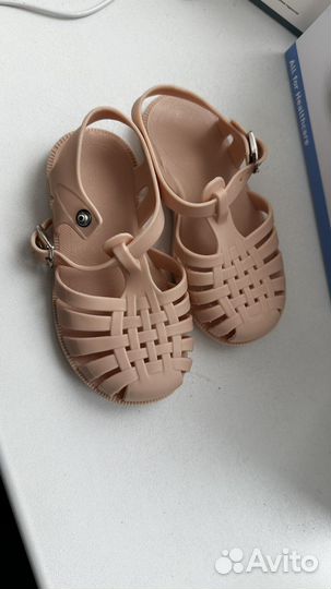 Босоножки для девочки