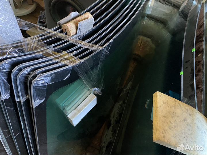 Лобовое стекло