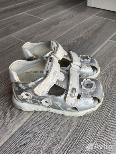 Босоножки для девочки