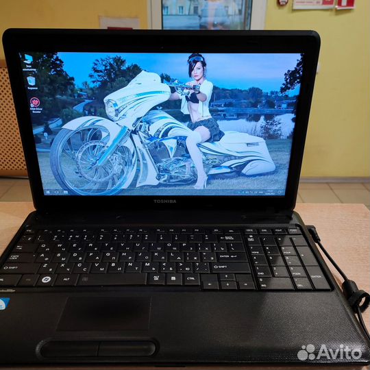 Ноутбук toshiba 4Gb/SSD 128Gb. Гарантия