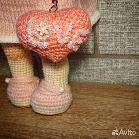 Кукла ручной работы вязаная 14 февраля Валентинка