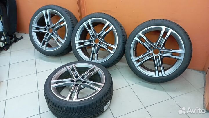 Зимние колеса R18 BMW F40 F44 стиль 556 M