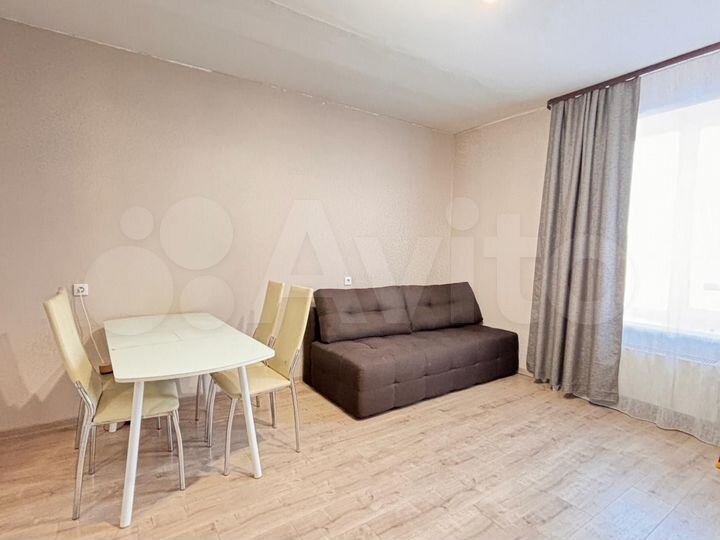 4-к. квартира, 84,4 м², 12/17 эт.