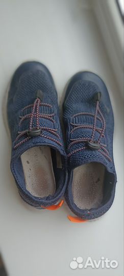 Кроссовки для девочки