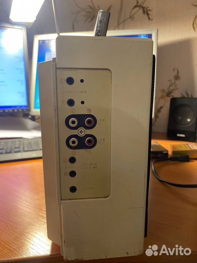 Кассетный магнитофон panasonic из 80х