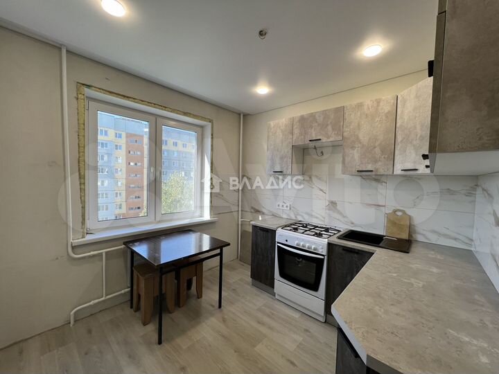 2-к. квартира, 48,2 м², 7/10 эт.