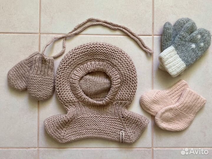 Шапка-шлем, варежки, носки на зиму р46-48