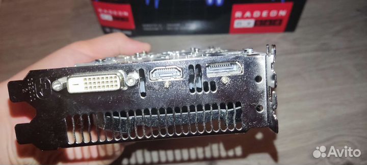 Видео карта Sapphire rx560 2 гб