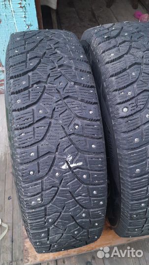 Bridgestone Blizzak Spike-02 175/70 R14 84T