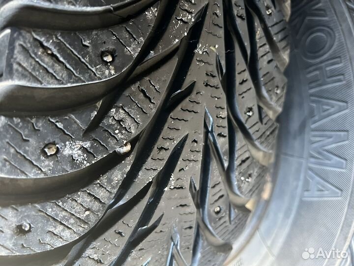 Yokohama IceGuard Stud IG65 225/65 R17 102T