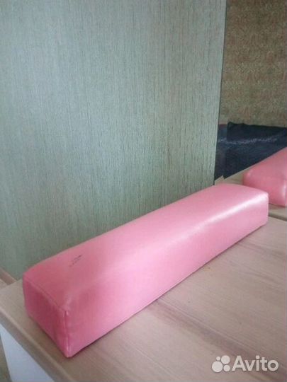 Подлокотник для маникюра