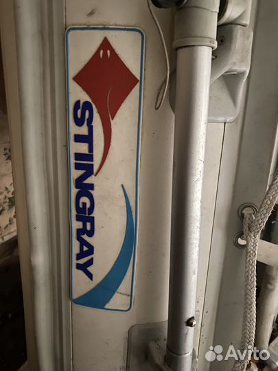 Лодка с мотором