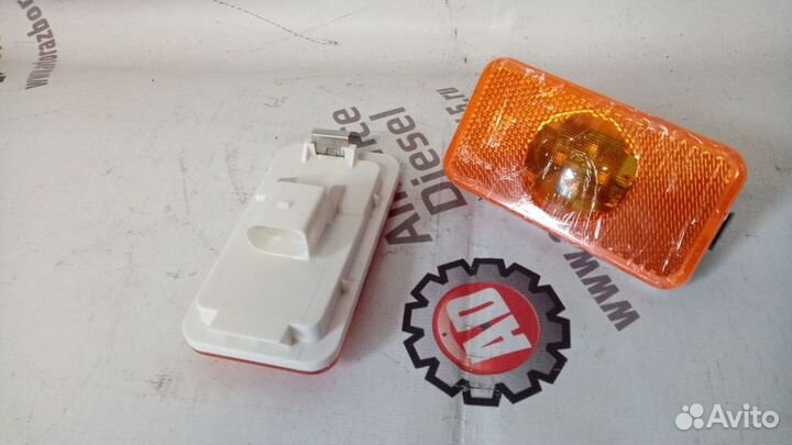 Фара фонарь габарит боковой лев./прав. Volvo FM 20