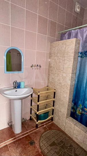 Комната 20 м² в 6-к., 2/3 эт.