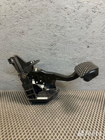 Педаль тормоза Porsche Macan S ctma 2016