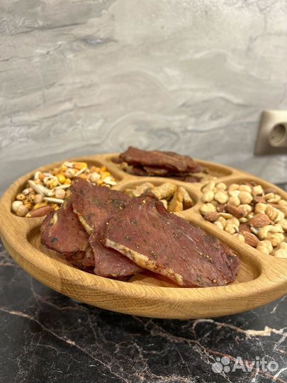 Вяленое мясо, креветки