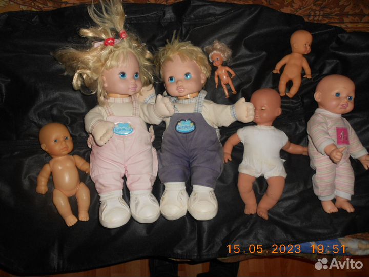 Куклы современные,37 штук
