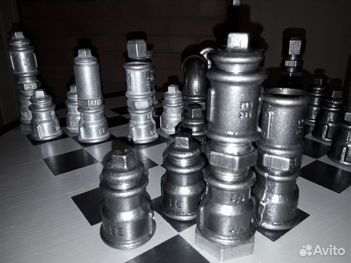 Необычные подарочные шахматы в стиле лофт