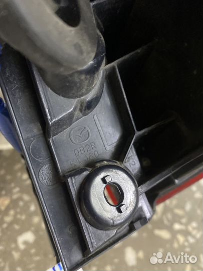 Стоп сигнал Б/У DB2R51160