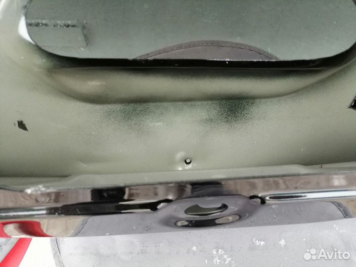 Крышка багажника Volkswagen Caravelle