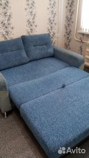 Продаю диван