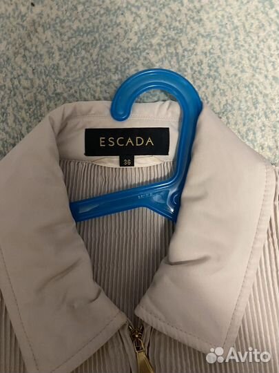 Блузка женская escada 46- 48