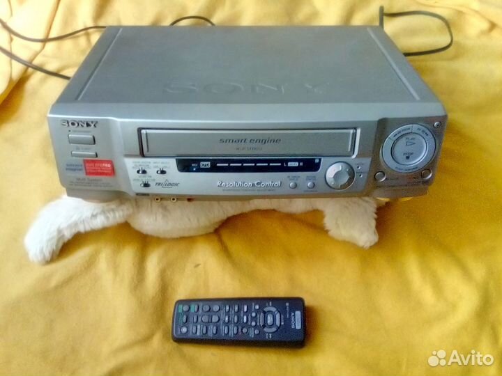 Видеомагнитофон Sony HI-FI