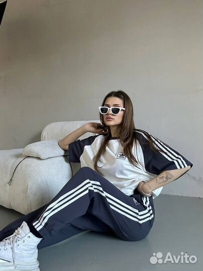 Спортивный костюм adidas женские