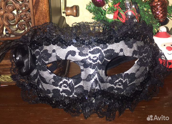 Маска карнавальная (маскарадная)