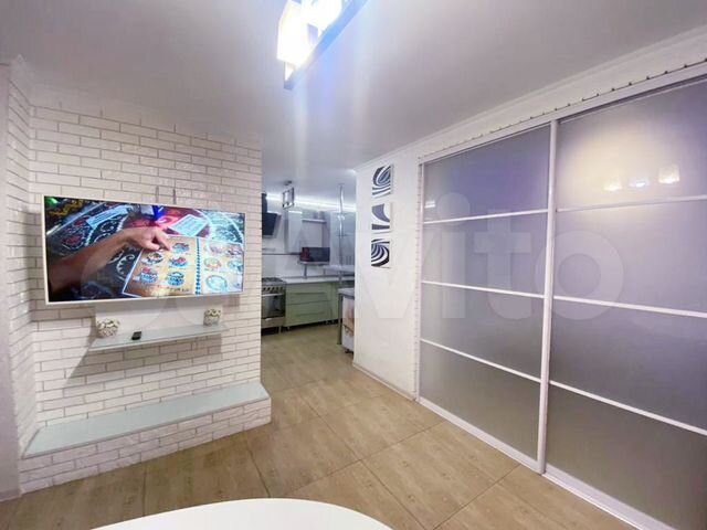 2-к. квартира, 80 м², 2/5 эт.