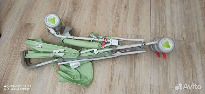 Коляска новая