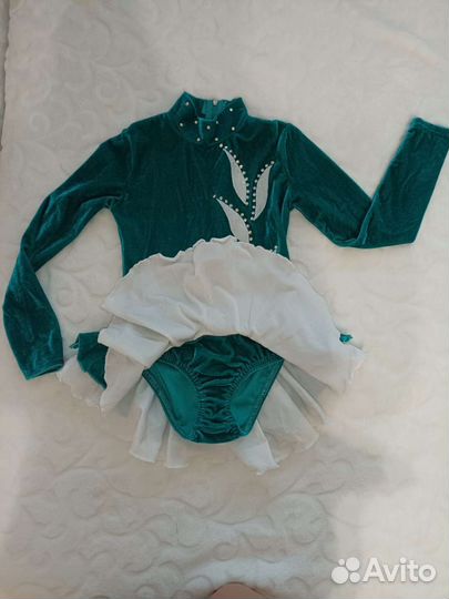 Костюм для фигурного катания