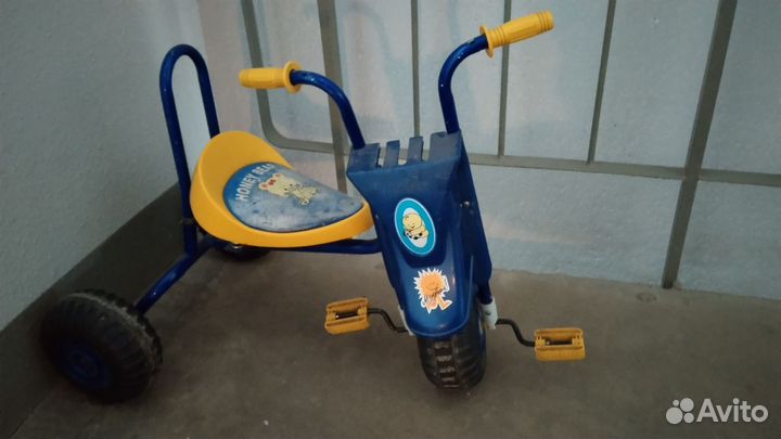 Детский трехколесный велосипед бу