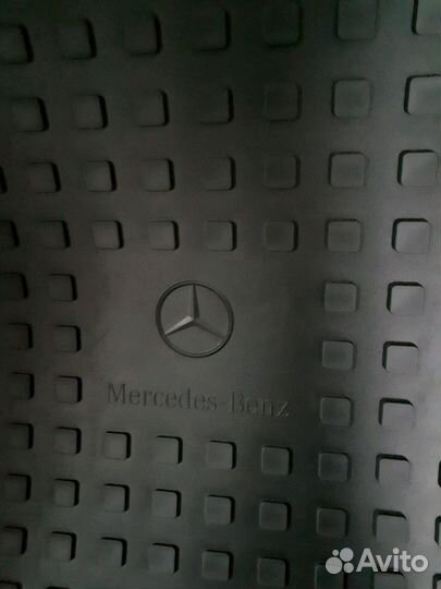 Поддон полипропилен(оригинал) для Mersedes