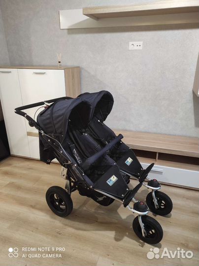 Коляска для двойни/близнецов TFK Twinner Twist Duo