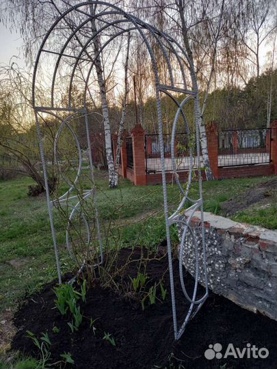 Арка садовая