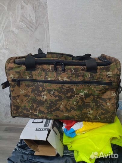 Сумка холодильник Б. У от авто. прикуривателя