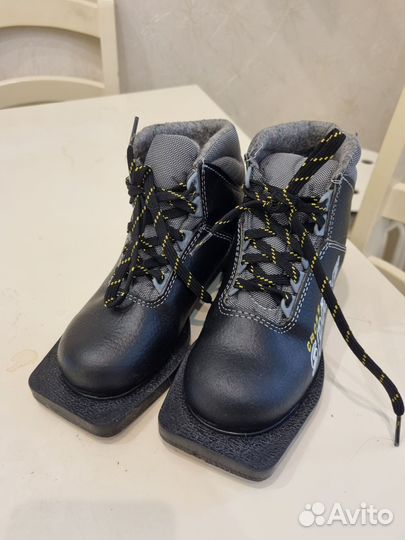 Лыжные ботинки детские 31