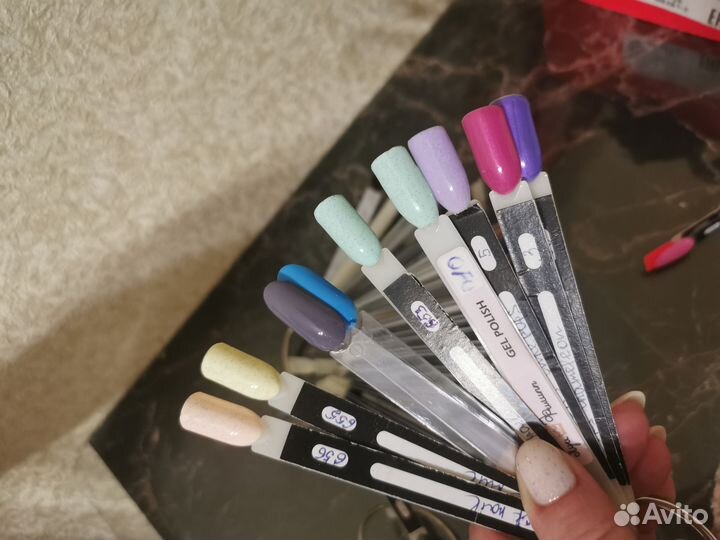 Гель-лак для ногтей